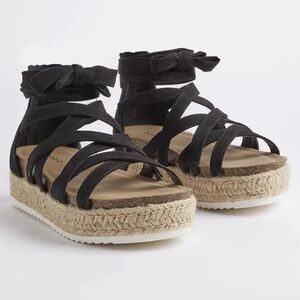Strappy Platform Sandal TORRID WIDE WIDTH SIZE:10.5